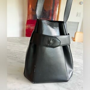 Louis Vuitton Bucket Bag